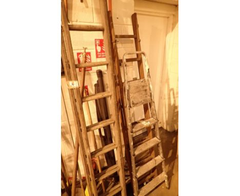 Small double wooden extension ladder plus five step aluminium step ladder 