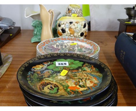 Series of Russian themed display plates and a collection of Royal Worcester 'Cottage Garden' display plates and similar items