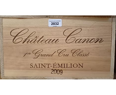 Twelve bottles of Chateau Canon, Saint-Emilion, 1er Grand Cru Classe, 2009 (12)  Provenance: From a West Country House, store