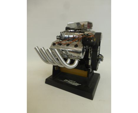 A Liberty Classic Summit Racing 1/16' scale engine - Chrysler 426 Hemi Dragster Engine SUM-8402 8.