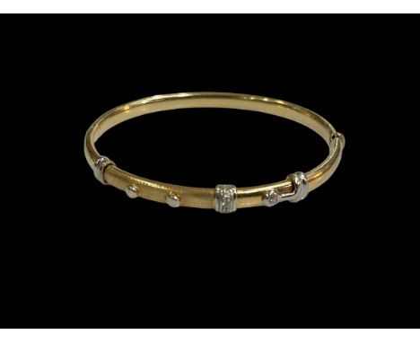 Italian 14k gold bangle.