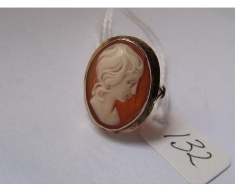 9ct cameo dress ring approx size O     