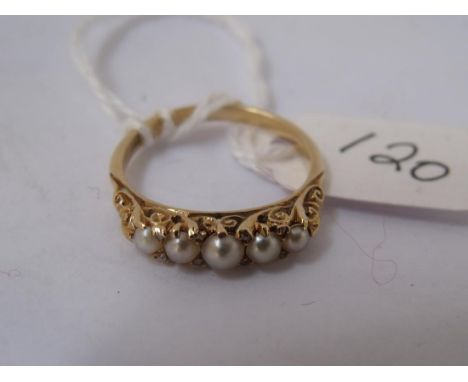 18ct gold five stone pearl ring   approx size  M         