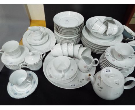 A quantity of ceramic tableware to include Raymond Loewy 'Quince' pattern, Platinum Rose Fine China and similar.