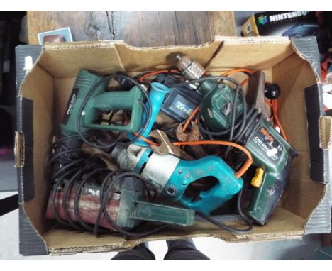 Electric tools - a quantity of hand tools to include a Bosch PHG520, Bosch CSB850, a Craft EJS350, a Wolf hand drill, a Bosch