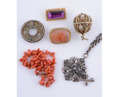 ϒA coral necklace, composed of vari sized and shaped coral, 45cm long; an agate brooch, 3cm wide; a silver cross pendant; and