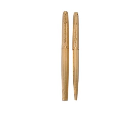 Parker, 75 Perle, a gold plated fountain pen and ball point pen, the fountain pen with arrow clip, medium nib, aerometric fil