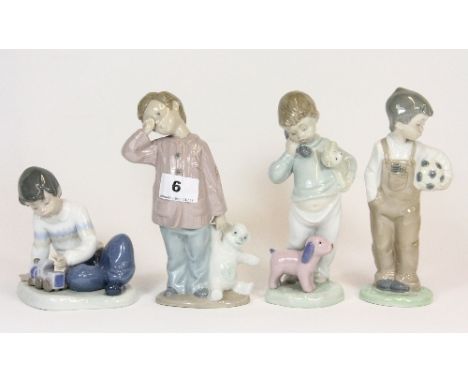 4 Nao figures of children