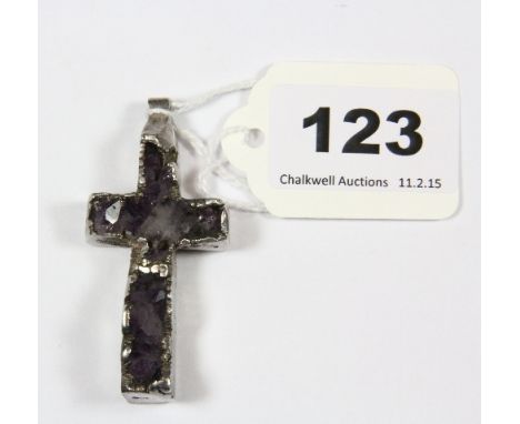 An interesting white metal and amethyst cross H 6cm
