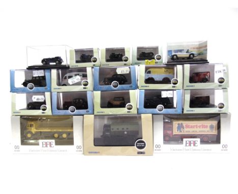 EIGHTEEN 1/76 SCALE DIECAST MODEL VEHICLES by Oxford Diecast and others, most mint and boxed.