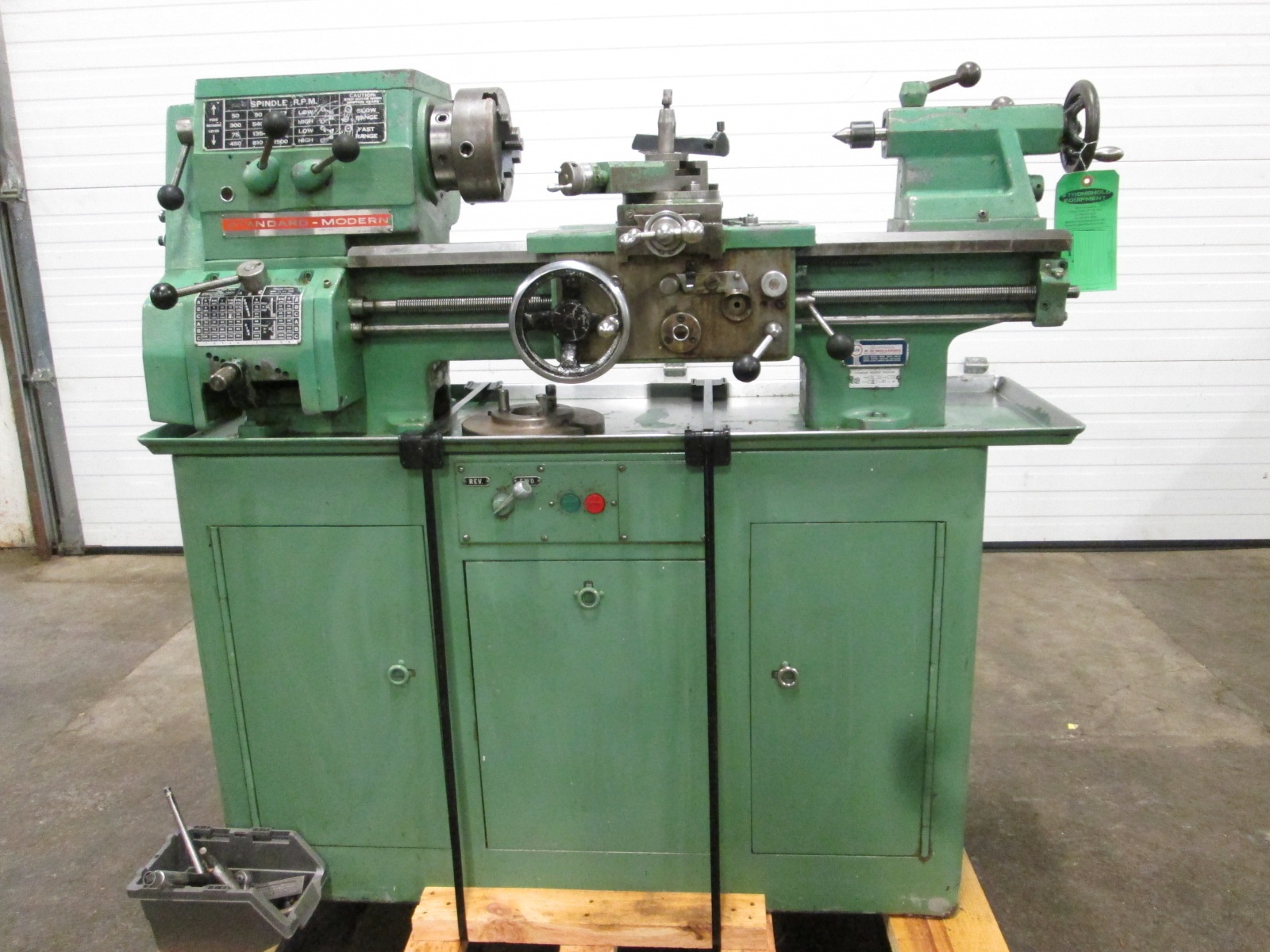 Standard Modern Engine Lathe Series 2000 11" Swing 20" between