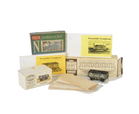 Various O and 1 Gauge Kits and Accessories,  Slaters 7C04 GWR 4-Wheel Coach kit, Parkside Dundas LNER Jubilee coal wagon kit,