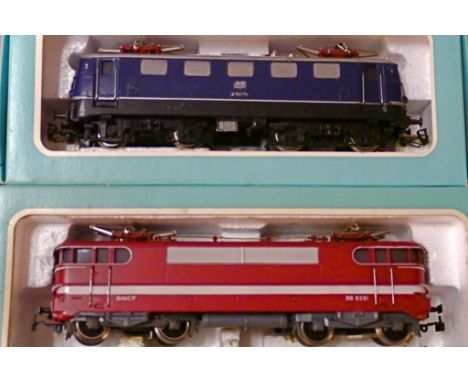 Marklin HO Gauge B3-Rail  DB and SNCF Electric  Locomotives,  Marklin-Hamo 8359  SNCF red  BB9291 and Marklin 3034 DB blue E4
