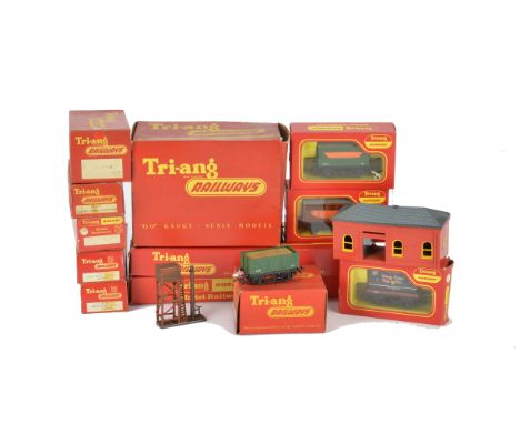 Tri-ang 00 Gauge Rolling Stock and Accessories,  Pullman Cars,  'Anne'  (two in one box), Mary (2), Freightliner Wagon, Track