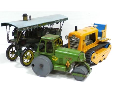 Tinplate Industrial Vehicles, Tri-ang Minic Aveling Barford Road Roller (missing plastic figure), a 1970's Funkstörgrad batte