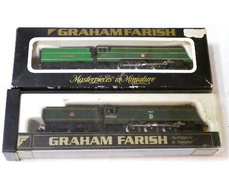 N Gauge Bullied Pacific Locomotives by Graham Farish, comprising SR malachite green no 21C17 'Belgian Marine', G-VG, pony whe
