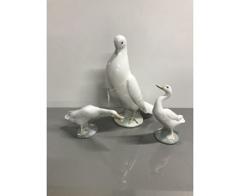 NAO DOVE & 2 LLADRO GEESE