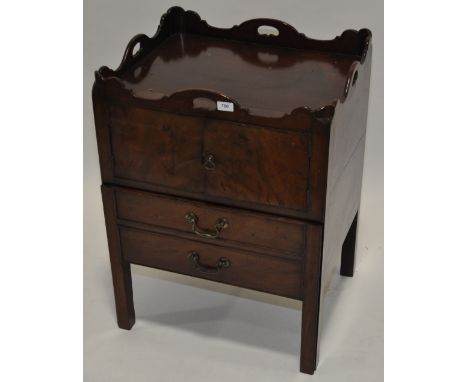 A George III mahogany tray top commode,on tapered legs, width 1' 11" depth 1' 7" height 1'7"