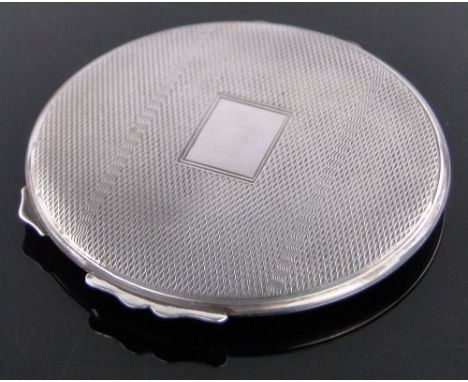 An Art Deco silver compact