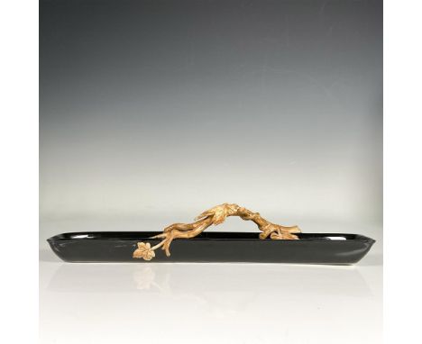 Beautiful classical glossy black dish adorned with hand made matte porcelain branch and maple leaves as an accent. This item 