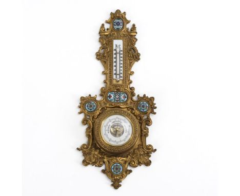 Dekoratives Barometer. Um 1900.Messing, farbige Email-Appliken, Glas. H 42 cm. Im Stil des Barock reich reliefiertes Baromete