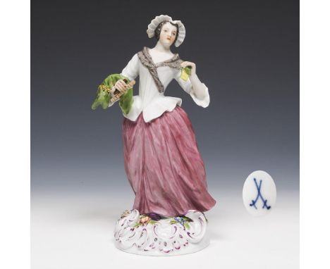Schneidersfrau. Meissen. 1880-1923. Modell-Nr. 1380 (neue Form-Nr. 73134).             Höhe: 22 cm.             Modell von Jo
