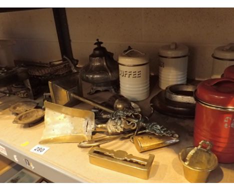 Shelf of mixed metalware including brass stand