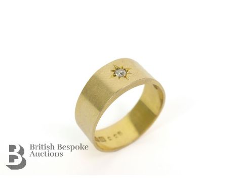 Gentleman's 18ct gold and diamond ring,&nbsp;size S, weight approx, 7 gms.
