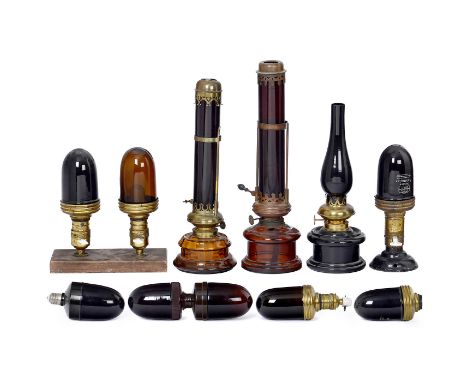 Rubinglaslampen Ica/Zeiss Ikon, 1912-30Spektroskopisch geprüfte Dunkelkammerlampen, mit Aufdruck von Ica oder Zeiss Ikon. 1-3