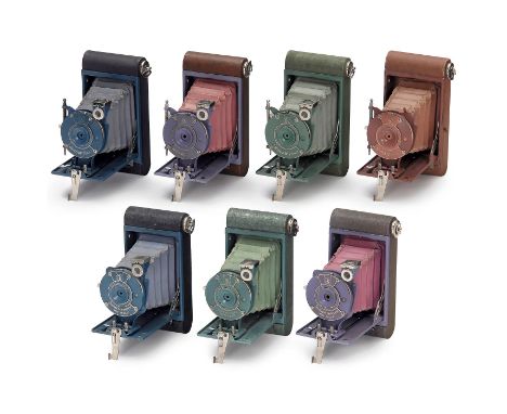 4 x Kodak Petite, 2 x Rainbow Hawk-Eye und Vest-Pocket Hawk-EyeKodak, USA. 1-4) Kodak Petite für 127er-Film und Autographic-R