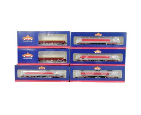 Model Railway - a collection of Bachmann made Branch Line OO gauge model railway trainset locomotive rolling stock wagons com