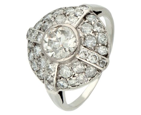 10K White gold Art Deco ring set with approx. 1.95 ct. diamond. Set with a brilliant cut central diamond of approx. 1.05 ct. 