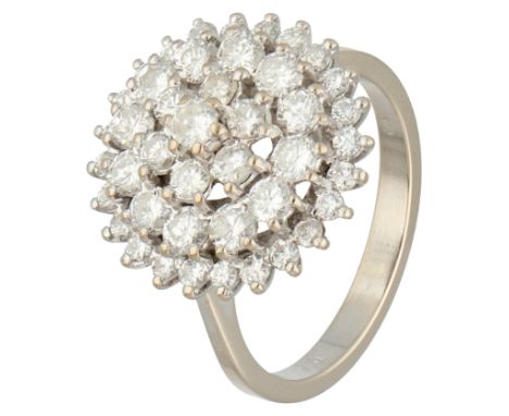 18K White gold cluster ring set with approx. 1.62 ct. diamond. Set with 43 brilliant cut diamonds of approx. 1.62 ct. in tota