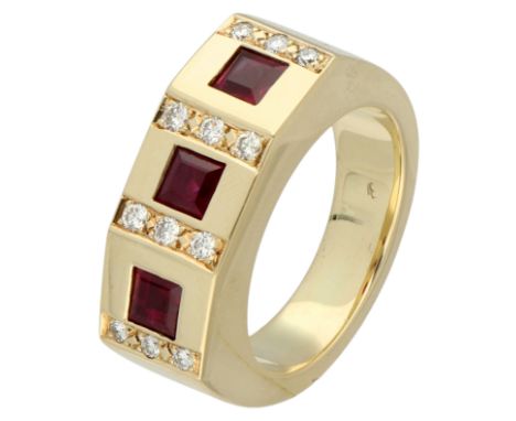 14K Yellow gold ring set with diamond and synthetic ruby. Set with 12 brilliant cut diamonds of approx. 0.18 ct. in total (VS