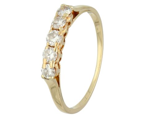 14K Yellow gold demi-alliance ring set with diamond. Set with five brilliant cut diamonds of approx. 0.41 ct. in total (SI-I 