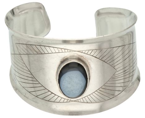 Torsten Mahl sterling silver cuff bracelet with geometric engravings and blue chalcedony. Set with a cabochon cut blue chalce