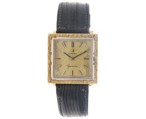 No Reserve - Omega Geneve 'Tank' 18K. 111.018 - Men's watch - ca. 1965. Case: yellow gold (18K.) - strap: leather - manual, m