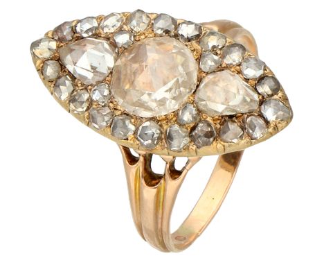 Antique 14K rose gold marquise ring with rose cut diamonds Set with 29 rose cut diamonds, of which 1 x Ø 7, 2 x Ø 4 mm and 2 