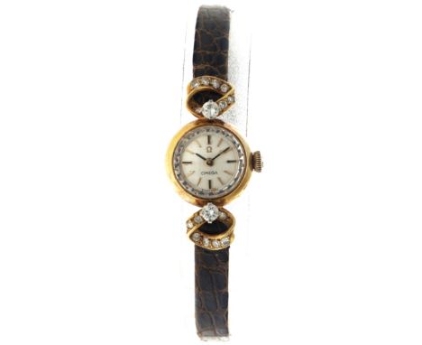 No Reserve - Omega Vintage Diamonds - Ladies watch.  Case: yellow gold(18K.) - strap: leather - manual - condition: good, mov