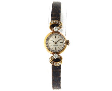 No Reserve - Omega Vintage Diamonds - Ladies watch.  Case: yellow gold(18K.) - strap: leather - manual - condition: good, mov