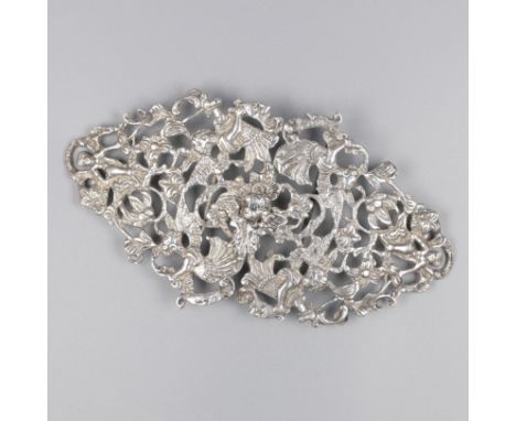 Buckle silver. Beautifully cast model with decorations including putti. Netherlands, Amsterdam, widow G. Spannet (E. Haavekos