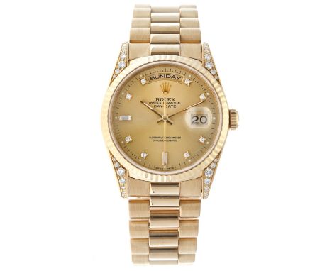 Rolex Day-Date 36 'Factory set diamonds' 18338 - Men's watch - 1995. Case: yellow gold (18K.) - bracelet: yellow gold (18K.) 