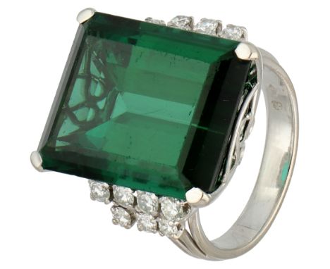 18K White gold cocktail ring set with approx. 0.36 ct. diamond and 20.92 ct. tourmaline. Set with 14 brilliant cut diamonds o