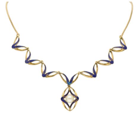 18K Yellow gold enameld necklace with cultivated pearl pendant. Cultivated pearl (Ø 6.45 mm). In fair condition, enamel has w