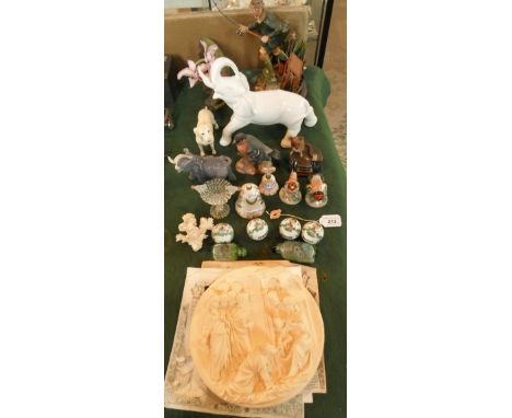 A quantity of interesting collectables to include a limited edition Danbury Mint 'Hooked on Fishing!', by Brian Andrew, ceram