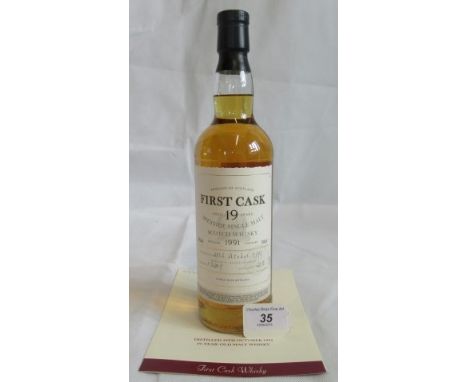 A bottle of 1991 First Cask Clynelisa Single Malt Scotch Whisky.