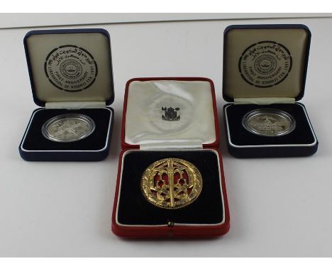 A silver gilt and red enamel Knights Bachelor badge, by "R.J", assayed London 1936, height 63mm, in Royal Mint fitted case, t