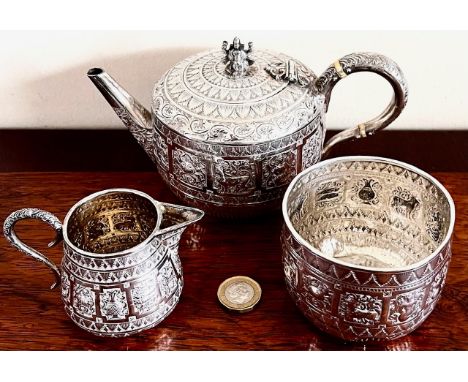 THREE PIECE SILVER TEA SET IN THE INDIAN MANNER, HALLMARKED, BY HAMILTON &amp; INCHES EDINBURGH, 1877, TOTAL WEIGHT APPROX 49