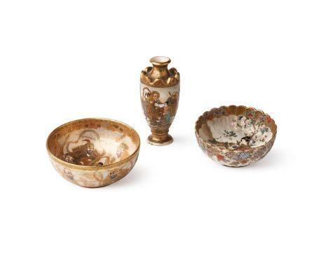  [PRIVATE SCOTTISH COLLECTION, RENFREWSHIRE] THREE SATSUMA WARES MEIJI PERIOD 明治 服部、光山、魁山款 薩摩燒人物紋瓶及碗（共三件）comprising: a balust
