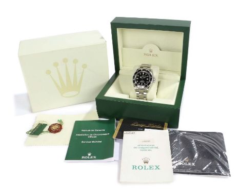 Rolex Sea-Dweller 4000ft=1220m gentleman's stainless steel wristwatch, ref 16610, serial number S565627, circa 1993/94,&nbsp;